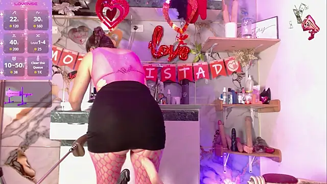 Snapshot of Bigass_dayla chatting on 09/30/25, 01:50 Bigass dayla online show from 09/30/25, 01:50