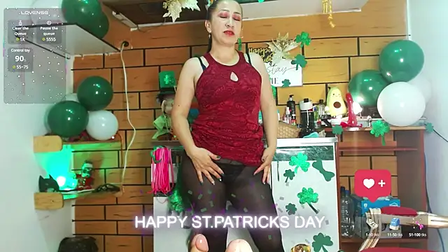 Snapshot of Bigass_dayla chatting on 03/19/25, 12:23 Bigass dayla online show from 03/19/25, 12:23