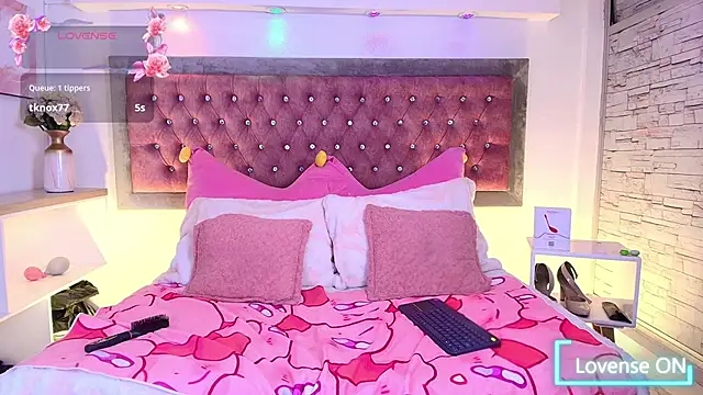 EmmaWilder online show from 01/06/26, 08:24