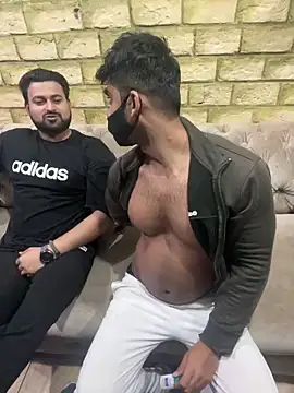 Snapshot of John_desihunk chatting on 01/18/25, 05:59 John desihunk online show from 01/18/25, 05:59