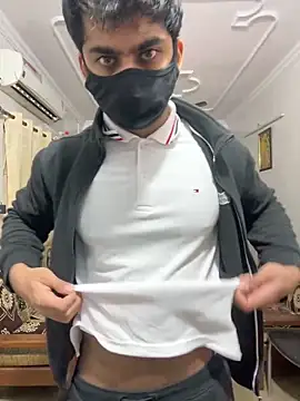 Snapshot of John_desihunk chatting on 12/14/24, 09:18 John desihunk online show from 12/14/24, 09:18