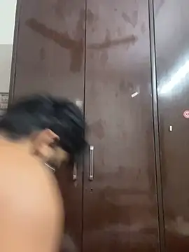 Snapshot of John_desihunk chatting on 03/09/25, 02:10 John desihunk online show from 03/09/25, 02:10