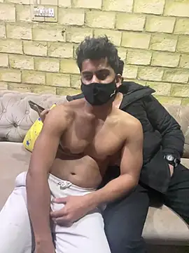 Snapshot of John_desihunk chatting on 01/25/25, 07:49 John desihunk online show from 01/25/25, 07:49