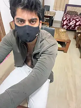 Snapshot of John_desihunk chatting on 12/15/24, 12:49 John desihunk online show from 12/15/24, 12:49