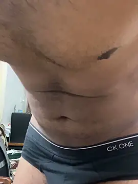 Snapshot of John_desihunk chatting on 03/08/25, 10:43 John desihunk online show from 03/08/25, 10:43