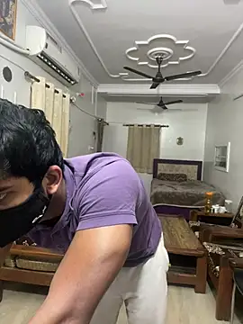 Snapshot of John_desihunk chatting on 12/29/24, 06:14 John desihunk online show from 12/29/24, 06:14