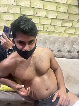 Snapshot of John_desihunk chatting on 01/19/25, 05:18 John desihunk online show from 01/19/25, 05:18