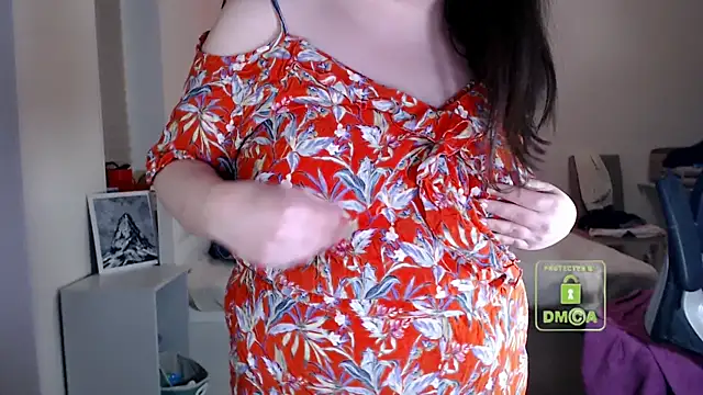 cute and hot online show from 03/18/26, 04:41