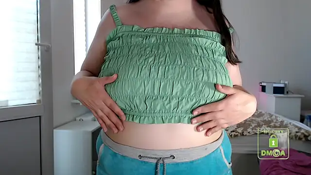 cute and hot online show from 07/05/26, 02:35