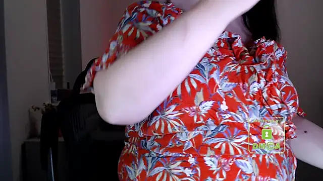 cute and hot online show from 11/26/25, 04:40