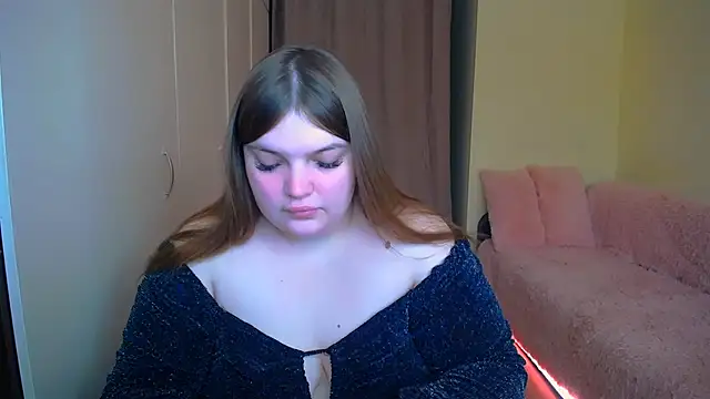 Snapshot of Emaaa_ua chatting on 02/22/25, 12:18 Emaaa ua online show from 02/22/25, 12:18