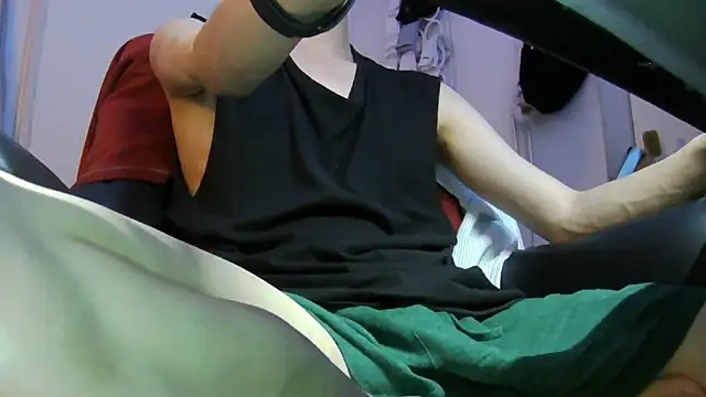 Snapshot of Ray175oo chatting on 02/28/26, 05:23 Ray175oo online show from 02/28/26, 05:23