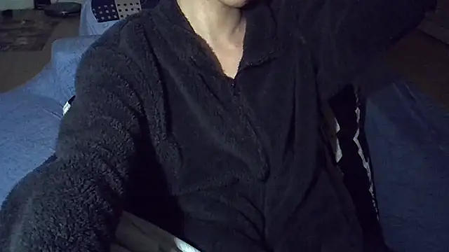 Snapshot of Ray175oo chatting on 01/11/26, 05:53 Ray175oo online show from 01/11/26, 05:53