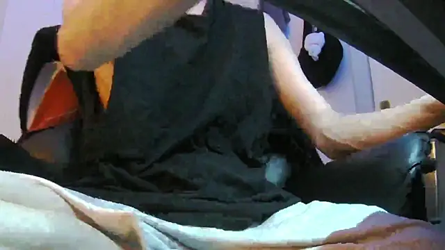 Snapshot of Ray175oo chatting on 02/20/26, 07:49 Ray175oo online show from 02/20/26, 07:49