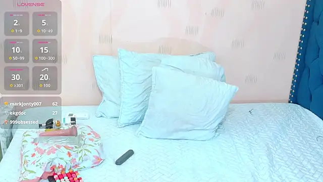 Snapshot of hotlatinateacher chatting on 10/07/25, 07:15 hotlatinateacher online show from 10/07/25, 07:15