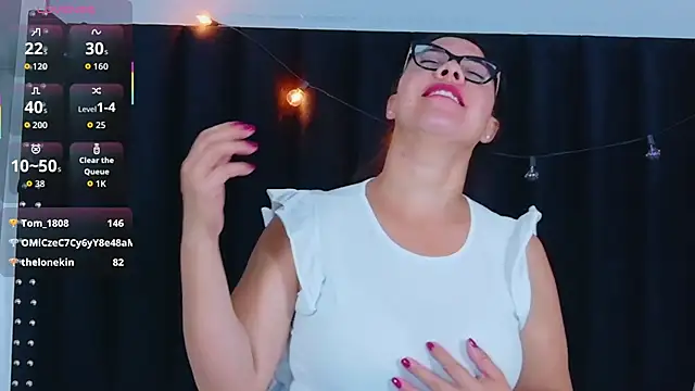 Snapshot of hotlatinateacher chatting on 11/18/25, 07:22 hotlatinateacher online show from 11/18/25, 07:22