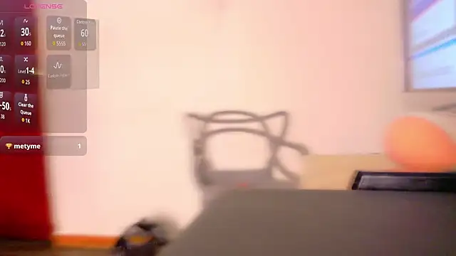 Snapshot of hotlatinateacher chatting on 10/26/25, 01:11 hotlatinateacher online show from 10/26/25, 01:11