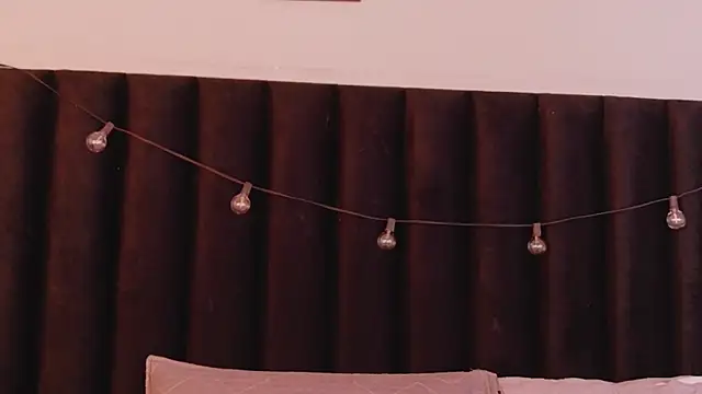 Snapshot of hotlatinateacher chatting on 10/31/25, 08:27 hotlatinateacher online show from 10/31/25, 08:27