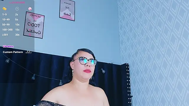 Snapshot of hotlatinateacher chatting on 09/22/25, 06:58 hotlatinateacher online show from 09/22/25, 06:58