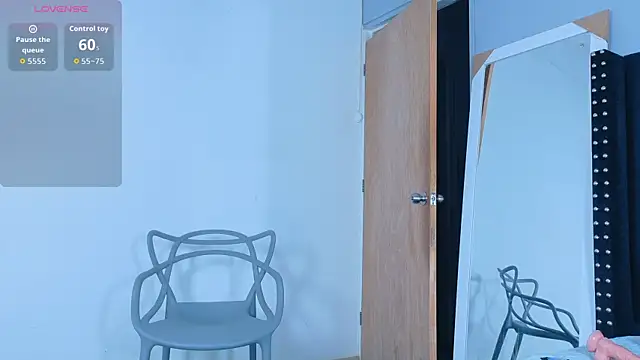 Snapshot of hotlatinateacher chatting on 02/13/26, 06:02 hotlatinateacher online show from 02/13/26, 06:02