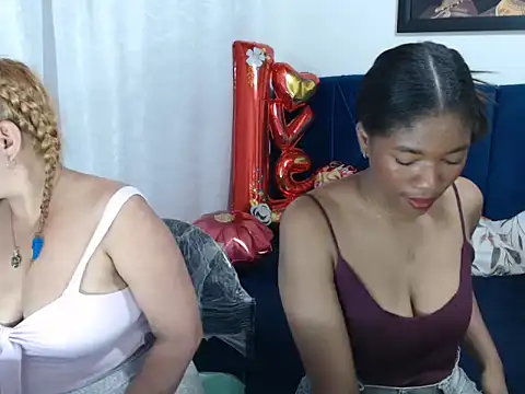Snapshot of NATHYHOTT chatting on 03/01/25, 03:53 NATHYHOTT online show from 03/01/25, 03:53