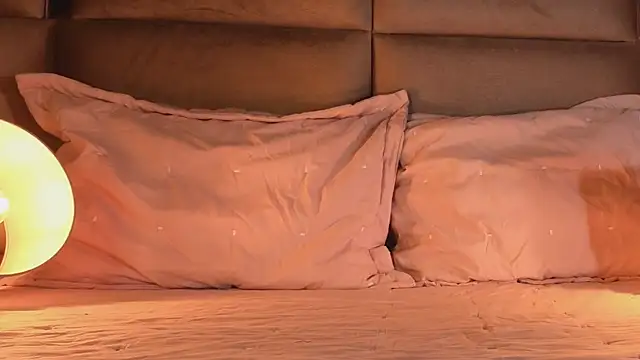 angelinepossy online show from 11/28/25, 09:48