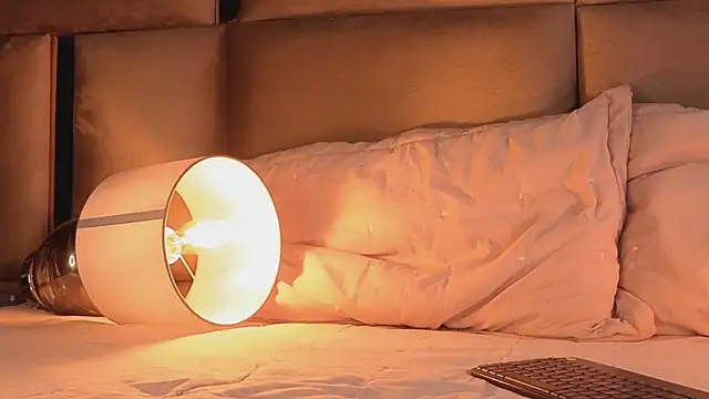 angelinepossy online show from 11/21/25, 09:47