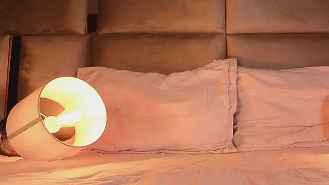 angelinepossy online show from 11/29/25, 09:59