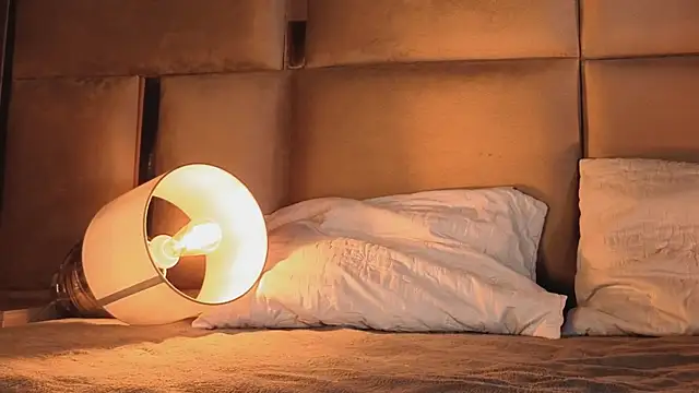 angelinepossy online show from 09/18/25, 10:24