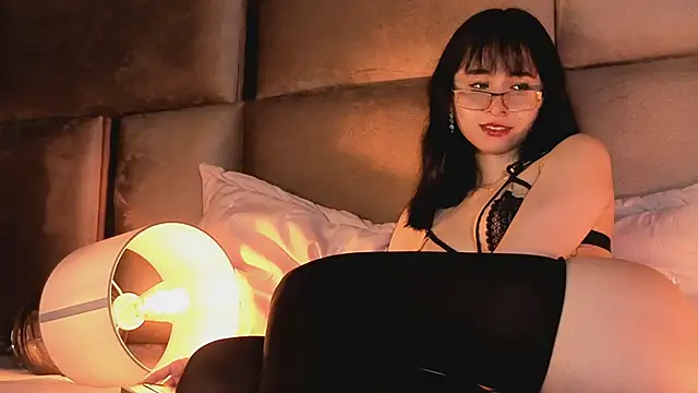 angelinepossy online show from 11/30/25, 09:48