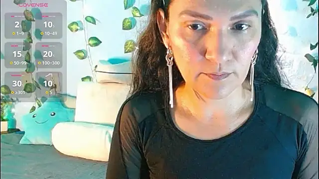 venus swet  online show from 10/24/25, 09:47