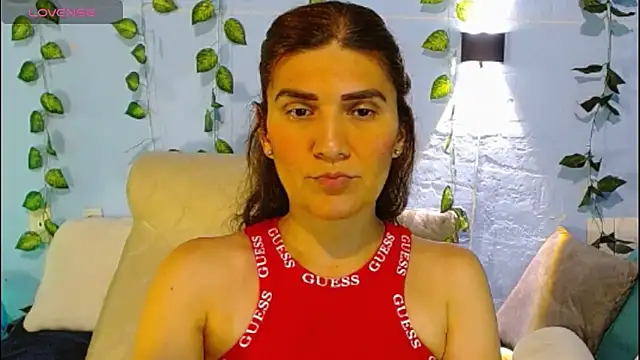 Snapshot of venus_swet_ chatting on 06/04/26, 01:10 venus swet online show from 06/04/26, 01:10
