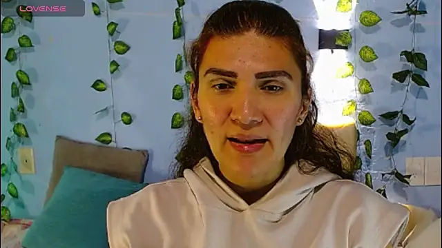venus swet  online show from 06/15/26, 02:56