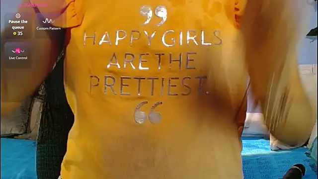 venus swet  online show from 04/13/26, 12:03