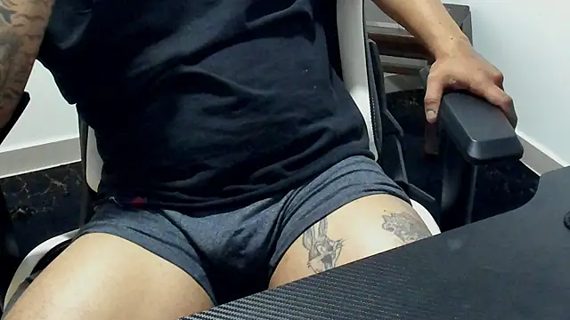 stebankechima online show from 10/16/25, 12:52