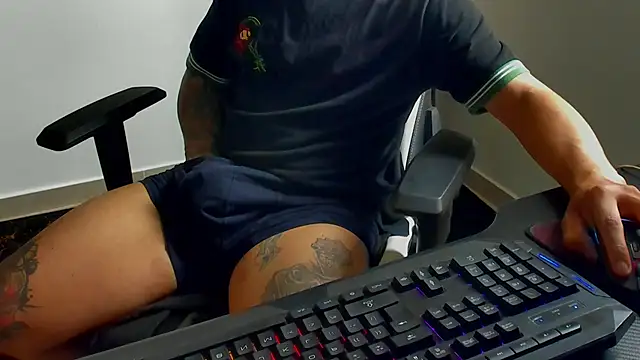 stebankechima online show from 10/06/25, 05:46