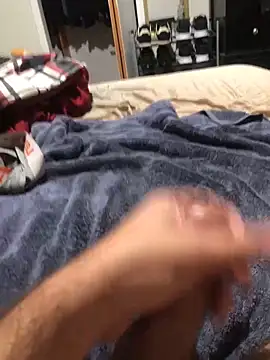 darksmoke011 online show from 10/22/25, 03:39