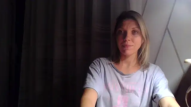 Snapshot of VelvetLove287 chatting on 02/16/25, 07:49 VelvetLove287 online show from 02/16/25, 07:49