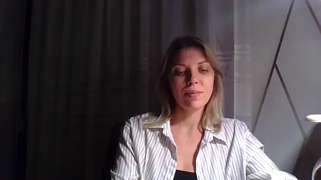 Snapshot of VelvetLove287 chatting on 03/15/25, 05:59 VelvetLove287 online show from 03/15/25, 05:59