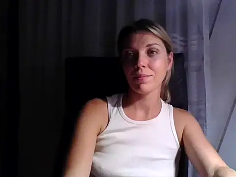 Snapshot of VelvetLove287 chatting on 09/22/25, 06:58 VelvetLove287 online show from 09/22/25, 06:58