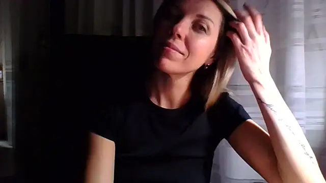 VelvetLove287 online show from 12/16/25, 08:13