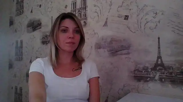 Snapshot of VelvetLove287 chatting on 03/11/25, 02:51 VelvetLove287 online show from 03/11/25, 02:51