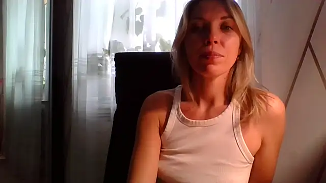 VelvetLove287 online show from 02/04/26, 09:37