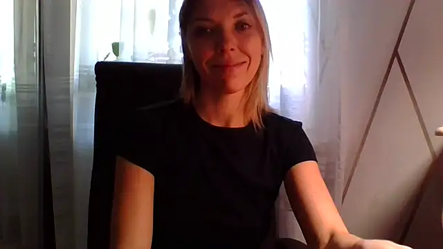 VelvetLove287 online show from 12/16/25, 08:07