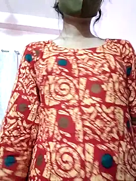 Snapshot of Arisha- chatting on 09/12/25, 06:29 Arisha- online show from 09/12/25, 06:29