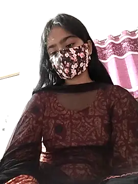 Snapshot of Arisha- chatting on 10/09/25, 02:17 Arisha- online show from 10/09/25, 02:17