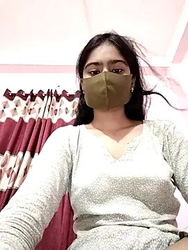 Snapshot of Arisha- chatting on 09/21/25, 08:03 Arisha- online show from 09/21/25, 08:03