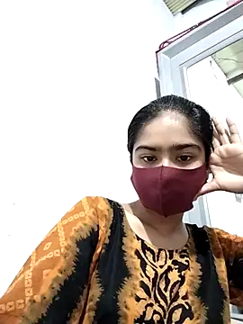 Snapshot of Arisha- chatting on 02/22/26, 04:37 Arisha- online show from 02/22/26, 04:37