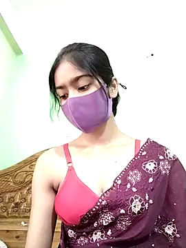Snapshot of Arisha- chatting on 05/17/26, 06:02 Arisha- online show from 05/17/26, 06:02