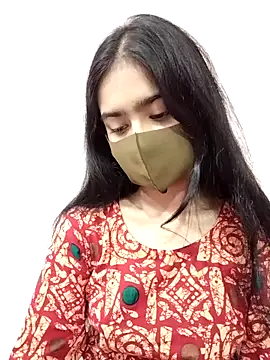 Snapshot of Arisha- chatting on 12/01/25, 02:07 Arisha- online show from 12/01/25, 02:07